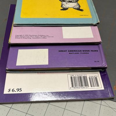 Best Friends For Frances, Snow White And The Seven Dwarfs (classic Pop-up Book), Unicorns (pop-up Book) & My Mother's Hands