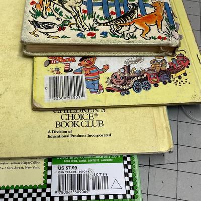 Valley View It Happened One Day, A Little Garden Book - Charlie, Maurice Sendak Chicken Soup With Rice & Maryengelbreit's Funny Mother Goose