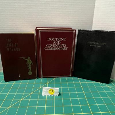 The Book Of Mormon, Doctrine And Covenants Commentary & New Testament Large Type By King James