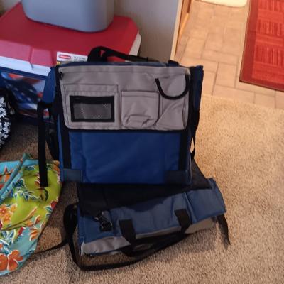 PAMPERED CHEF CHILLZANNE, FOOD COOLER, TOTE BAGS, 2 BLEACHER SEATS