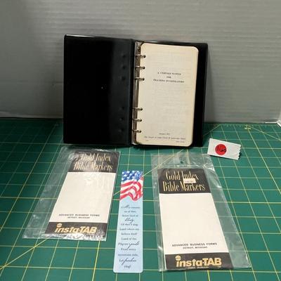 A Uniform System For Teaching Investigators With Gold Index Bible Markers