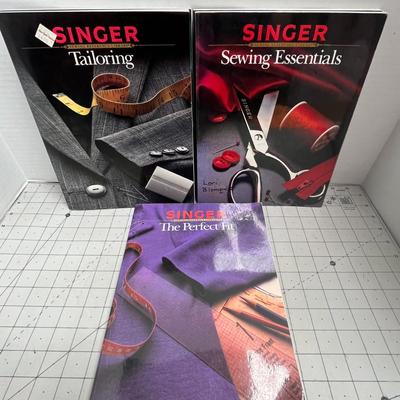 Singer Sewing With Knits, Singer Sewing With Overlock, Singer Tailoring, Singer Sewing Essentials, Singer The Perfect Fit
