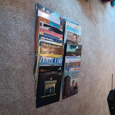 LARGE COLLECTION OF EASY LISTENING AND RELIGIOUS MUSIC ON VINYL ALBUMS