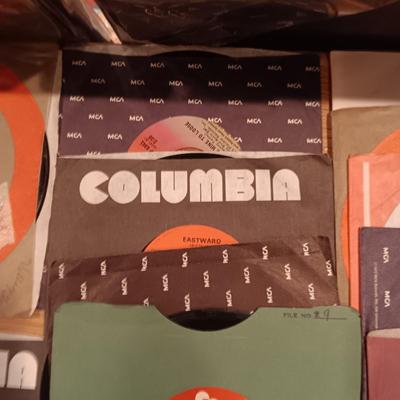 SOME GREAT MUSIC ON 45'S VINYL