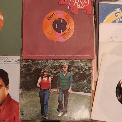 SOME GREAT MUSIC ON 45'S VINYL