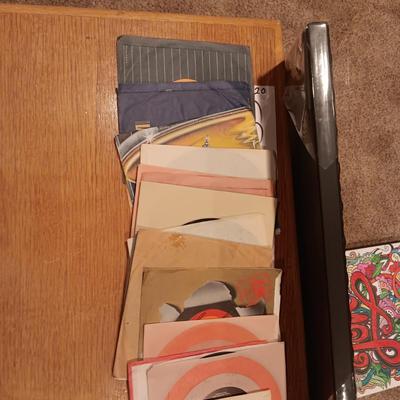 MUSIC YOU'LL KNOW ON 45'S VINYL