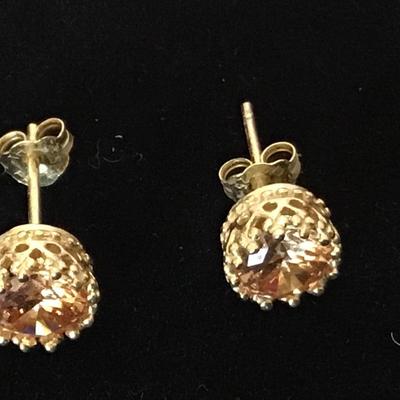 Gorgeous 925 Earrings with Citrine in Color. ??