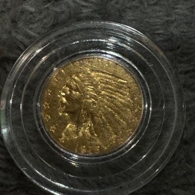 1915 2 1/2 Dollars Indian head U S Gold coin