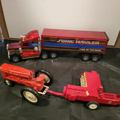 METAL TRU-SCALE TRACTOR, INTERNATIONAL BALER AND PLASTIC SONIC HAULER