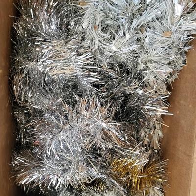 CHRISTMAS LIGHTS AND GARLAND