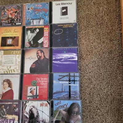 MUSIC ON CD'S (4)