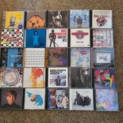 MUSIC ON CD'S (5)