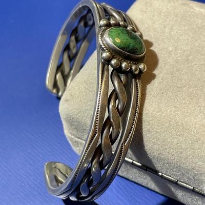 Vintage Mid-Century Solid Sterling Silver Malachite Stone Cuff Bracelet Standard Size 7" Wrist in VG Preowned Condition as Pic'd.