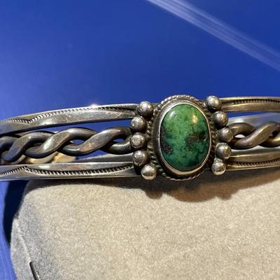 Vintage Mid-Century Solid Sterling Silver Malachite Stone Cuff Bracelet Standard Size 7" Wrist in VG Preowned Condition as Pic'd.
