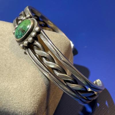 Vintage Mid-Century Solid Sterling Silver Malachite Stone Cuff Bracelet Standard Size 7" Wrist in VG Preowned Condition as Pic'd.