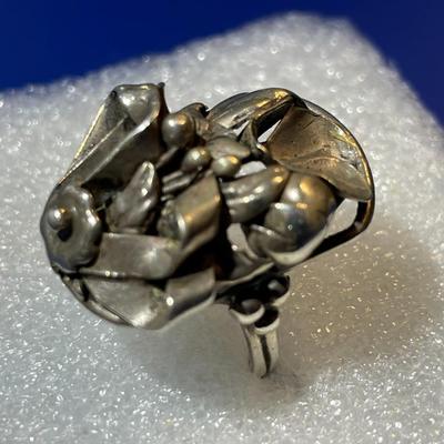 Vintage Preowned Hand Made Sterling Silver Unique Ring Size 7 Shank Needs to be Mended as Pictured.