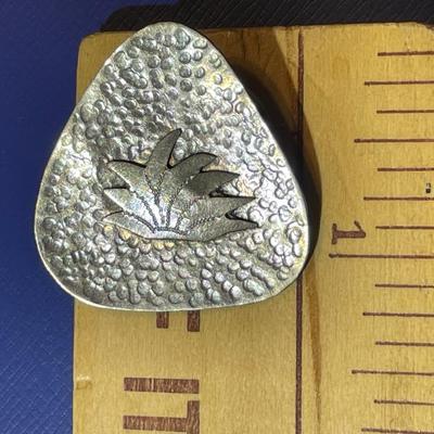 Vintage Hand Made Hammered .900 Silver Pin/Brooch Preowned in Good Condition as Pictured.