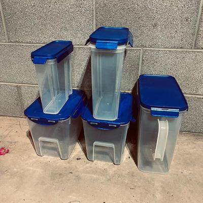 Lock & Lock Plastic Containers (B1-MG)