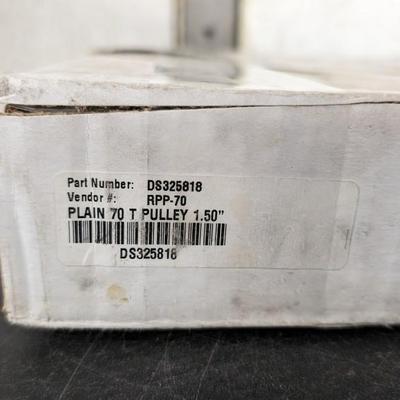 70 Tooth Plain Rear Pulley 1.5"