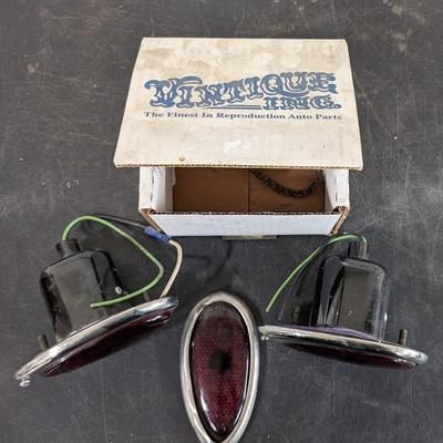 Vintaqe Inc. Reproduction 1942-48 Passenger Car Deluxe Tail Lamp
