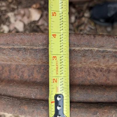 Straight Spoke Ford Wheels with Original Ford Center Cap