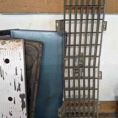 1967-'72 Chevy Pickup Grill and Door Panels