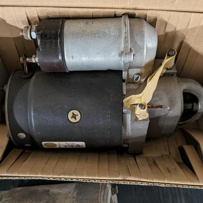 Original Ford Q1C Fat Starter and 32 Ford Starter