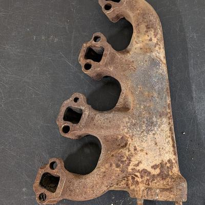 V8 Exhaust Manifold Left Hand Side