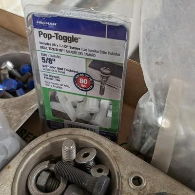 Automotive Hardware Store