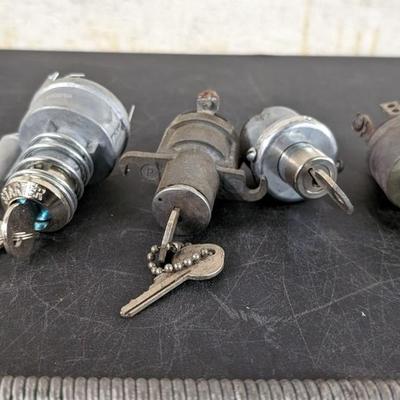 Switch Terminal, Casing, and Lock Cylinder