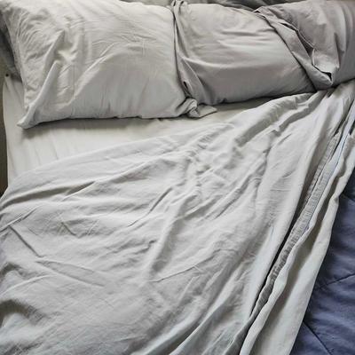 King size blue bedding ,