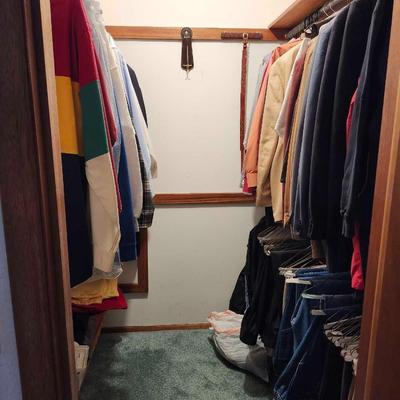 Closet full of Men's Clothes 2x shirts, 40 x 30 pants