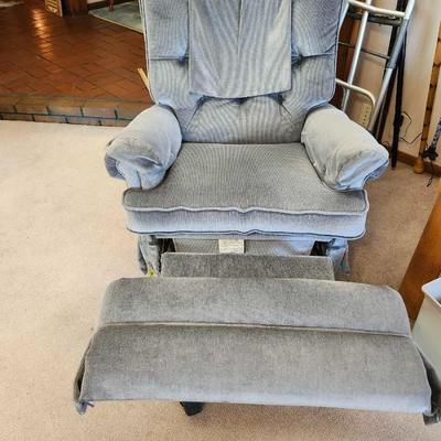 Lane Swivel recliner