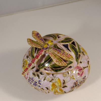 Dragonfly Design Cloisonne Jar with Reticulated Lid