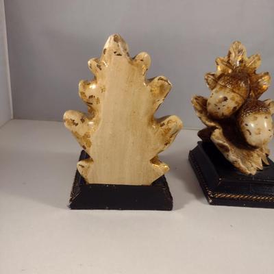 Pair of Oak Leaf and Acorn Design Composite Bookends