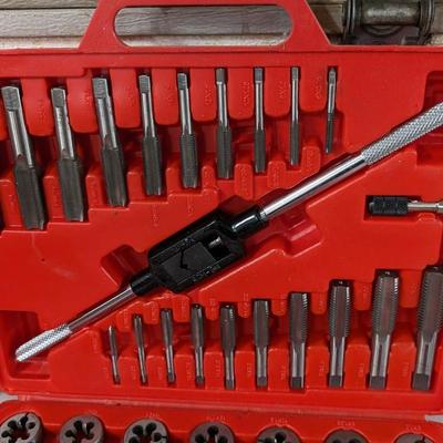 American Threading SAE and Metric Tap and Die Sets