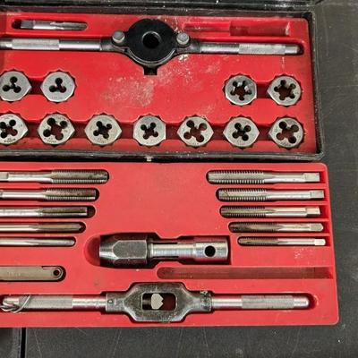 Metric and SAE Tap and Hexagon Threading Set