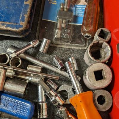 SAE and Metric Sockets