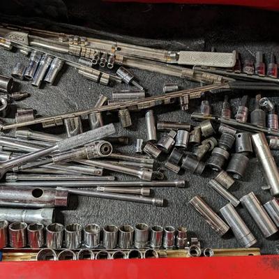 SAE and Metric Sockets