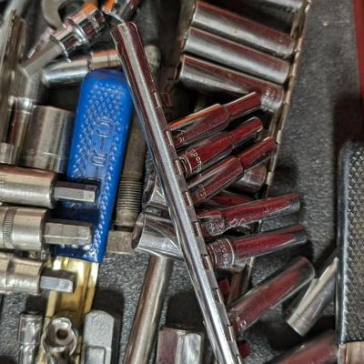 SAE and Metric Sockets