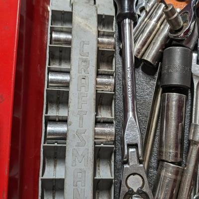 SAE and Metric Sockets