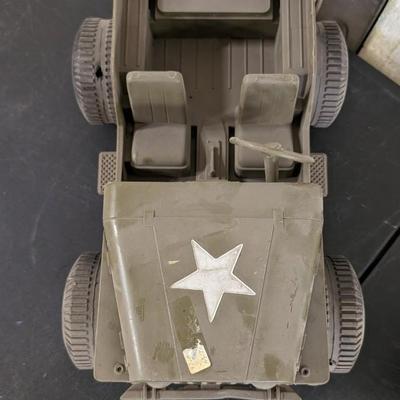 1973 Ideal Army Jeep and Patton Tank