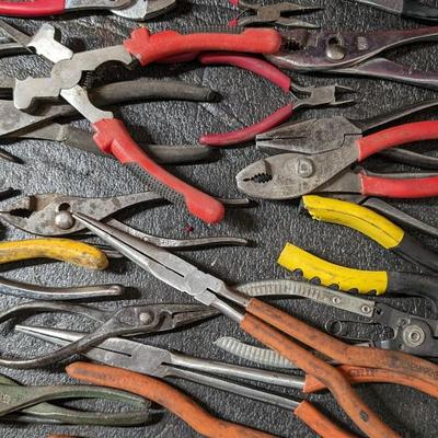Varied Pliers