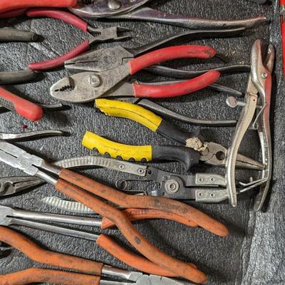 Varied Pliers