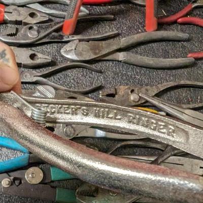 Varied Pliers