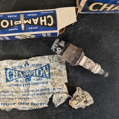 Vintage Packard Wiring Cable and Champion H-10 14mm Spark Plugs