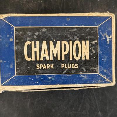 Vintage Packard Wiring Cable and Champion H-10 14mm Spark Plugs