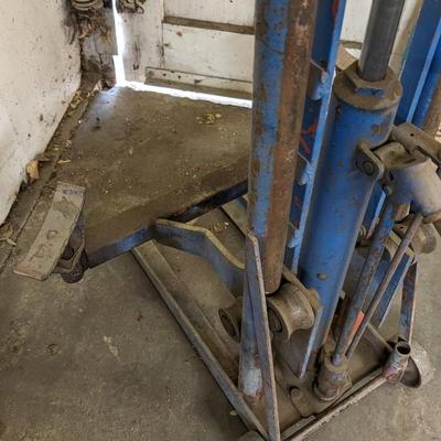 Ausco End Lift