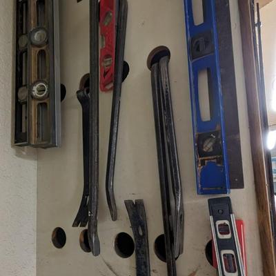 Levels and Crowbars