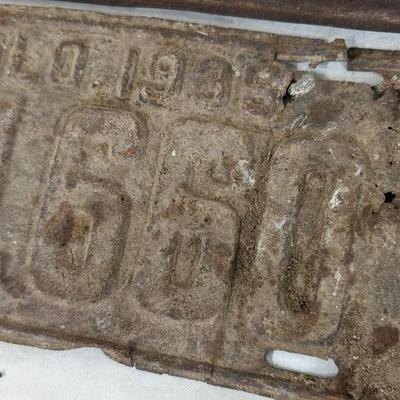 Varied Rusted Out License Plates